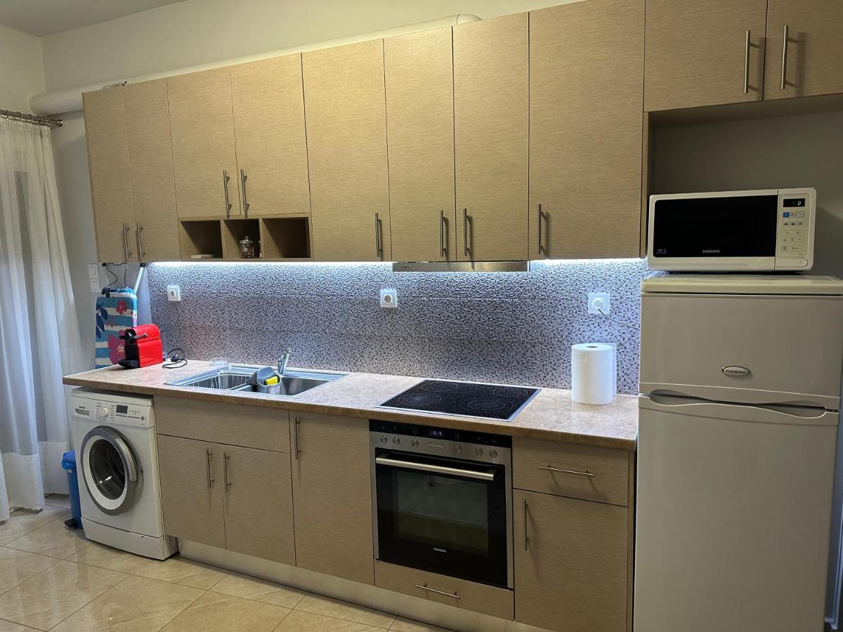 Καλαισθητο Διαμερισμα Διπλα Στο Μετρο Appartement Athene Buitenkant foto
