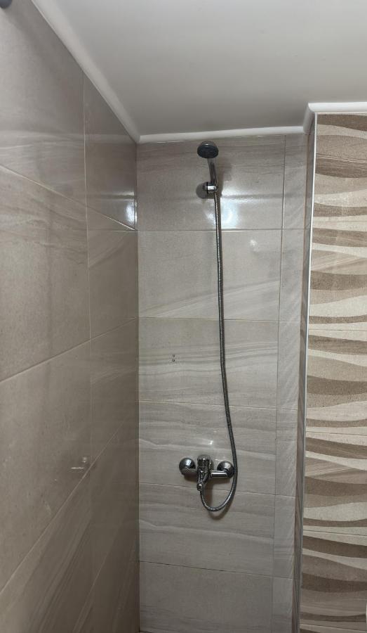 Καλαισθητο Διαμερισμα Διπλα Στο Μετρο Appartement Athene Buitenkant foto